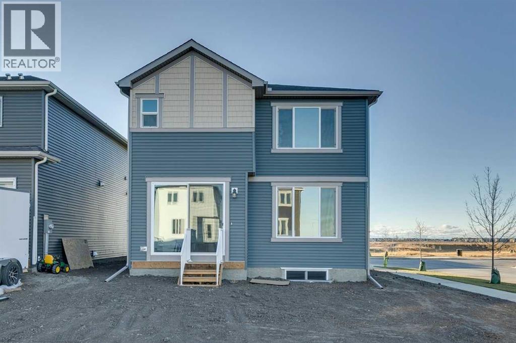 290 Hotchkiss Common SE