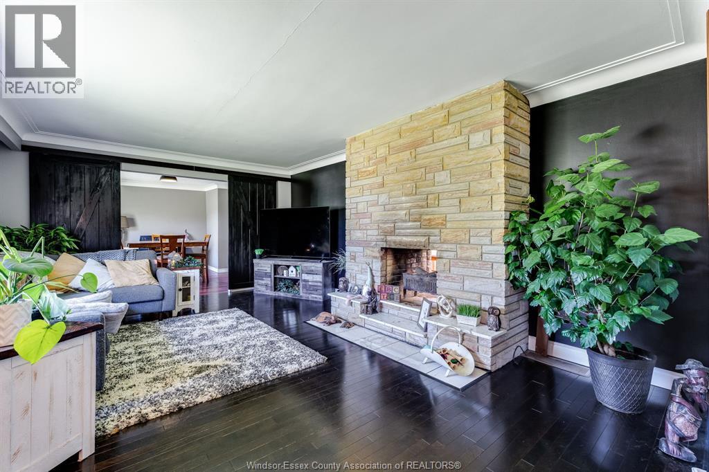 1235 Gesto Sideroad