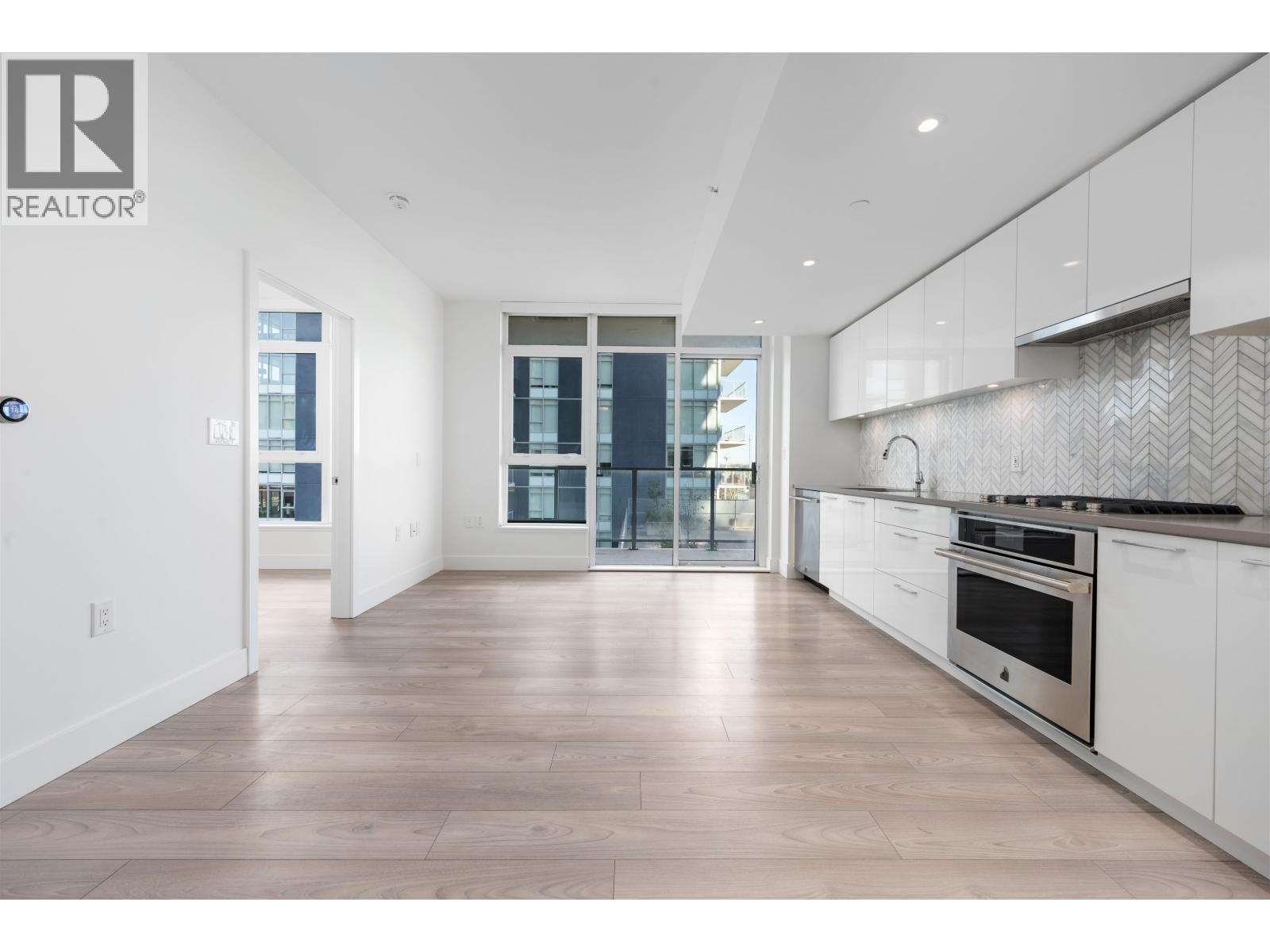 601 8570 RIVERGRASS DRIVE