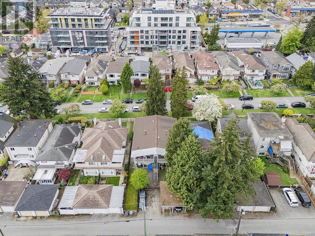 8416 8420 SHAUGHNESSY STREET