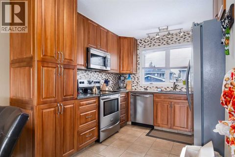 60 Doverview Place SE Calgary AB T2B1Z5