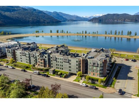 123 378 ESPLANADE AVENUE|Harrison Hot Springs Harrison Hot Springs BC V0M1A3
