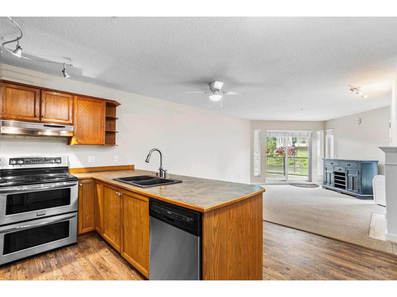 123 378 ESPLANADE AVENUE|Harrison Hot Springs