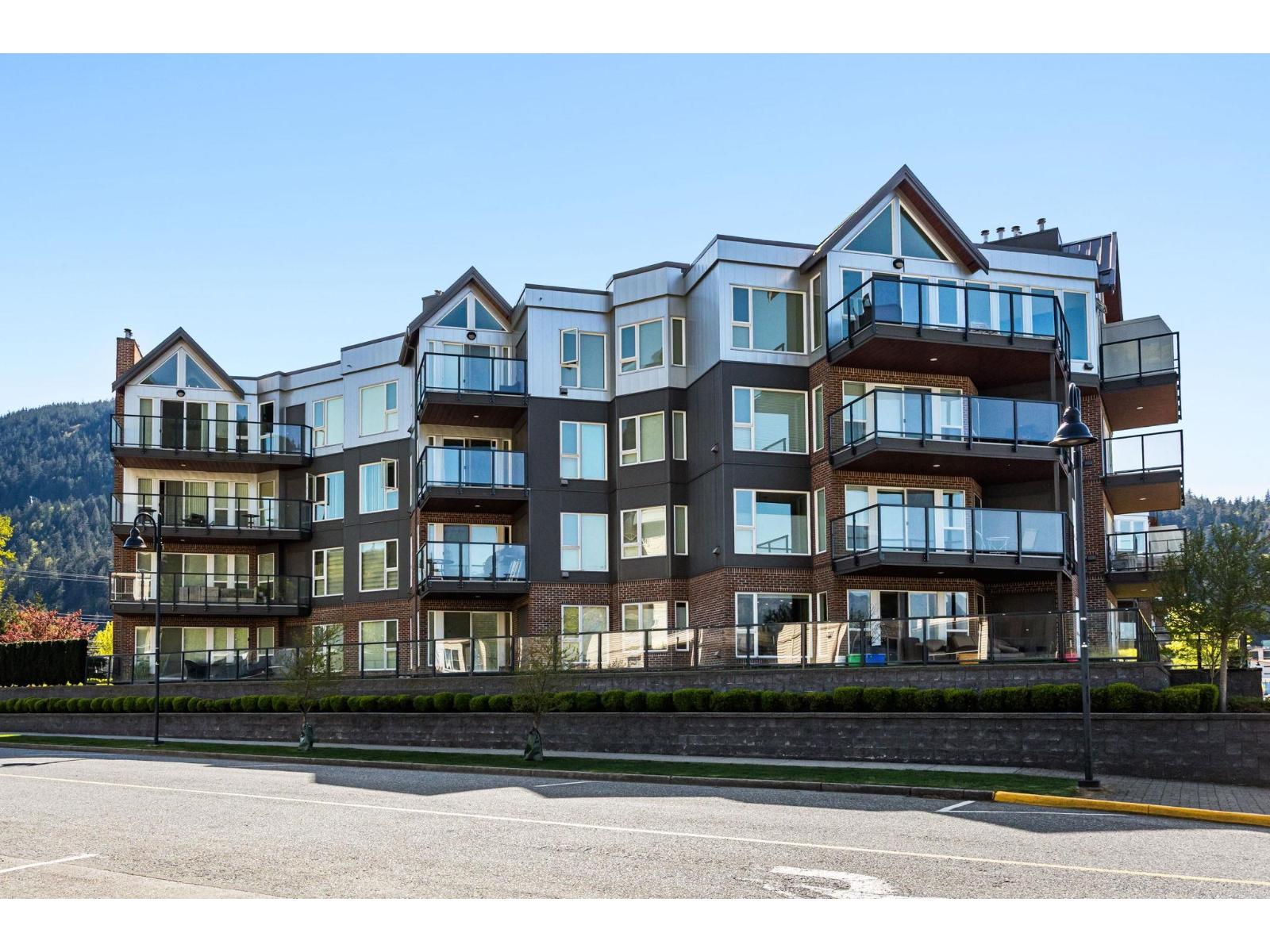 123 378 ESPLANADE AVENUE|Harrison Hot Springs