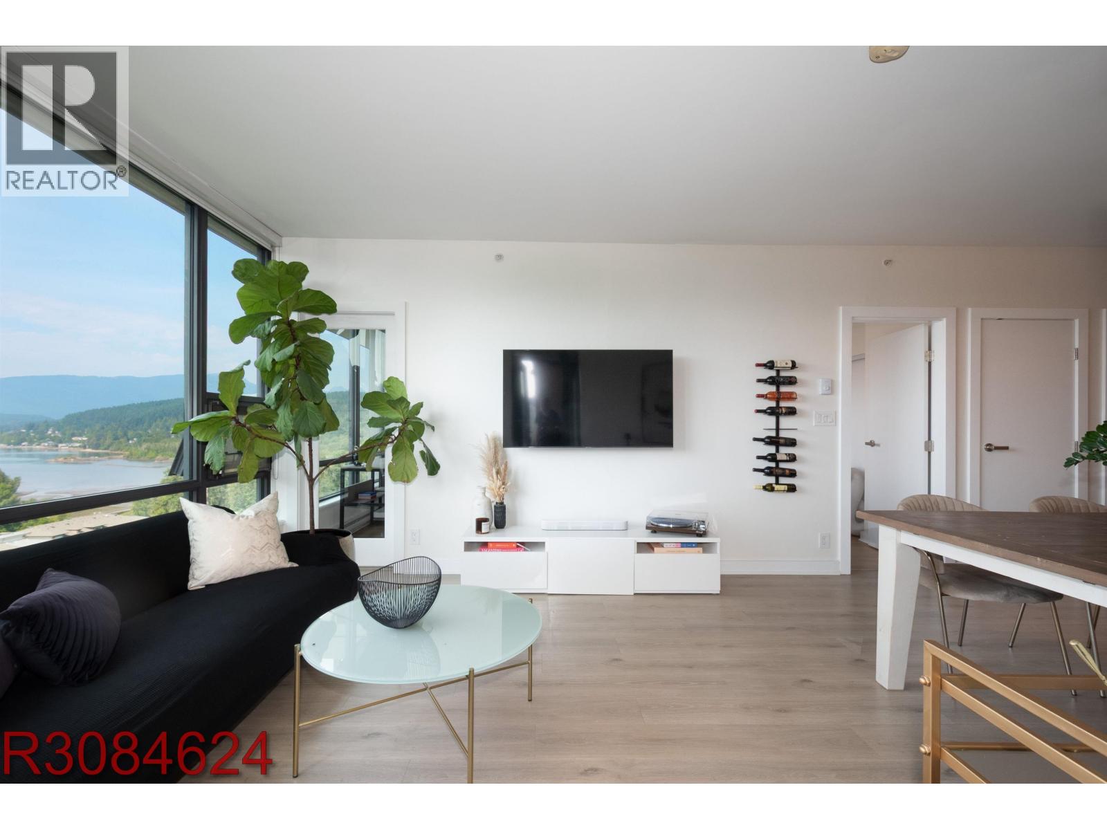 1902 301 CAPILANO ROAD