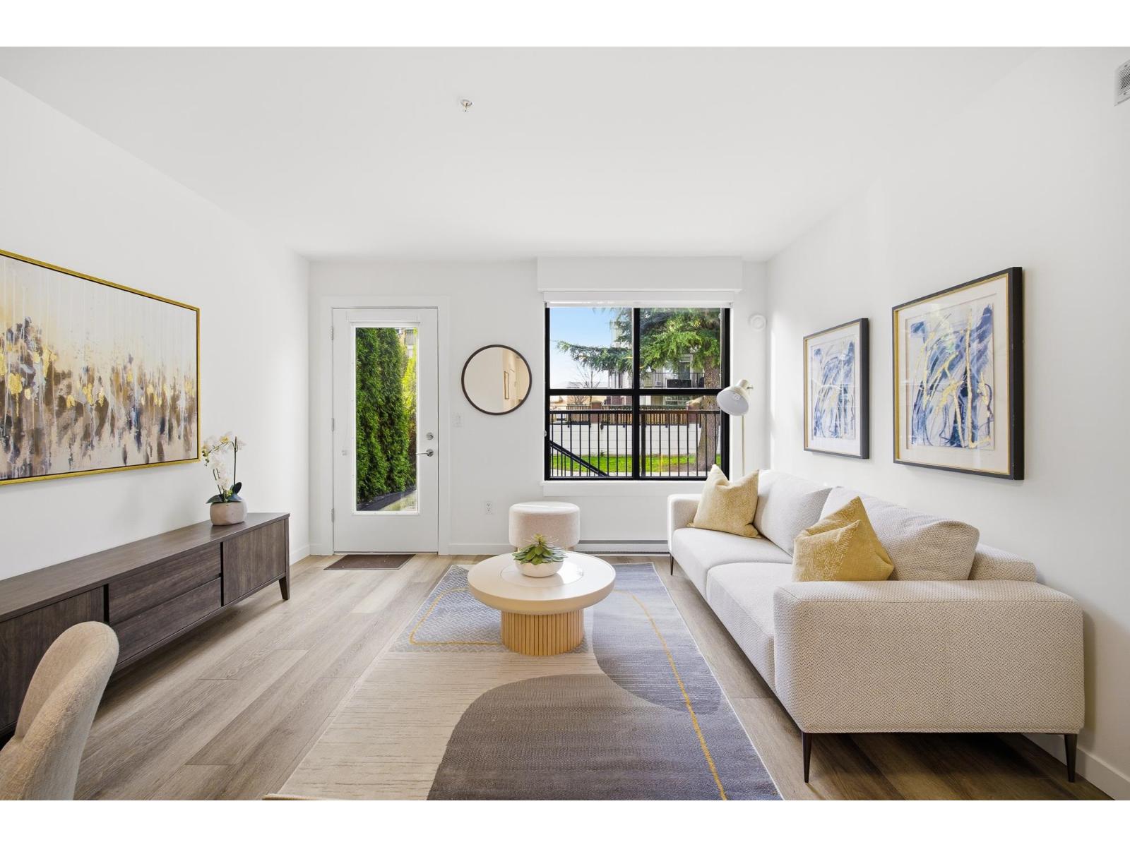 103 20695 EASTLEIGH CRESCENT