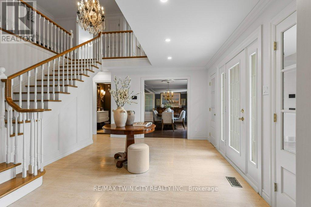302 SHAKESPEARE DRIVE