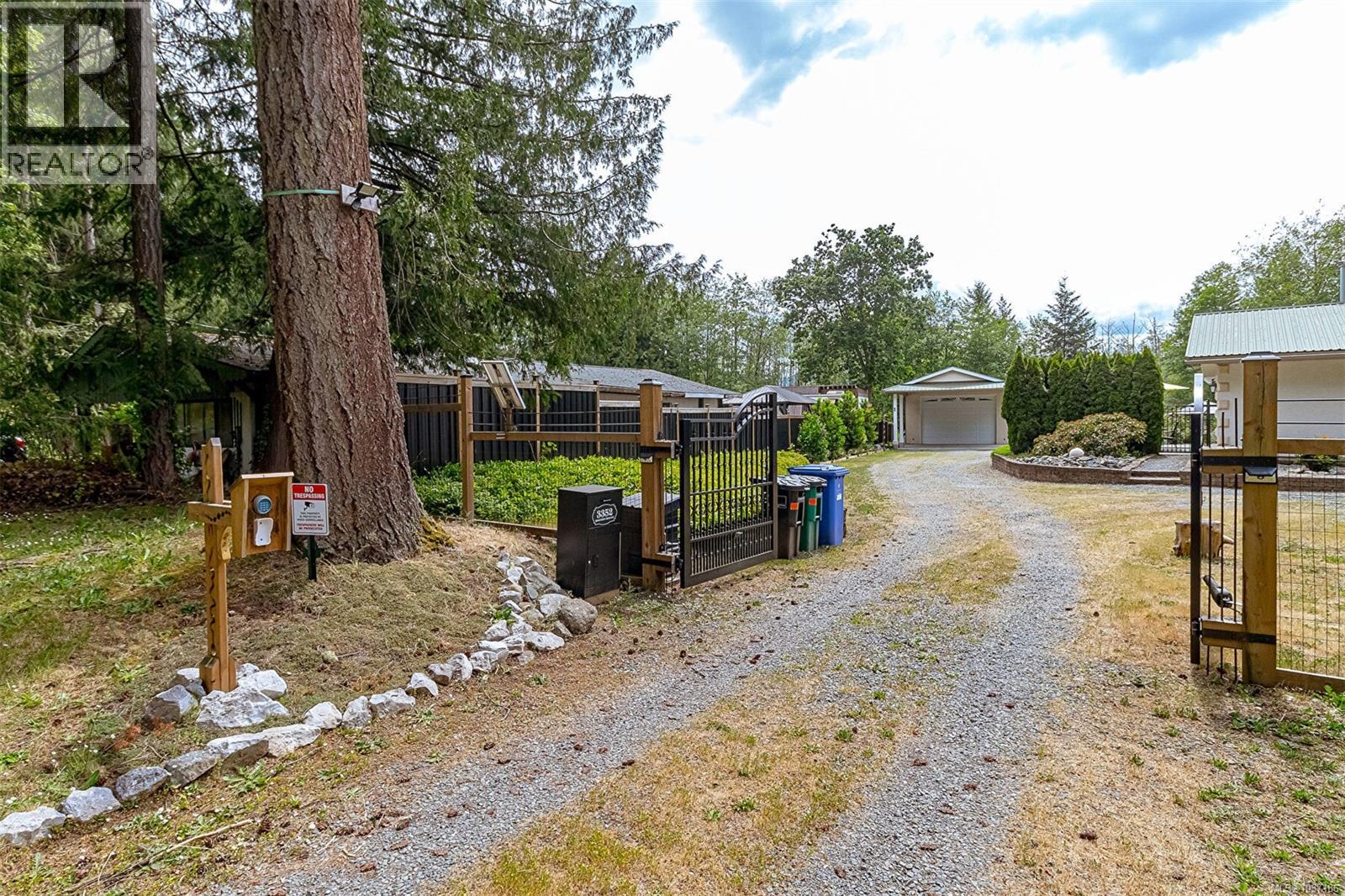 3352 Ridgeview Cres