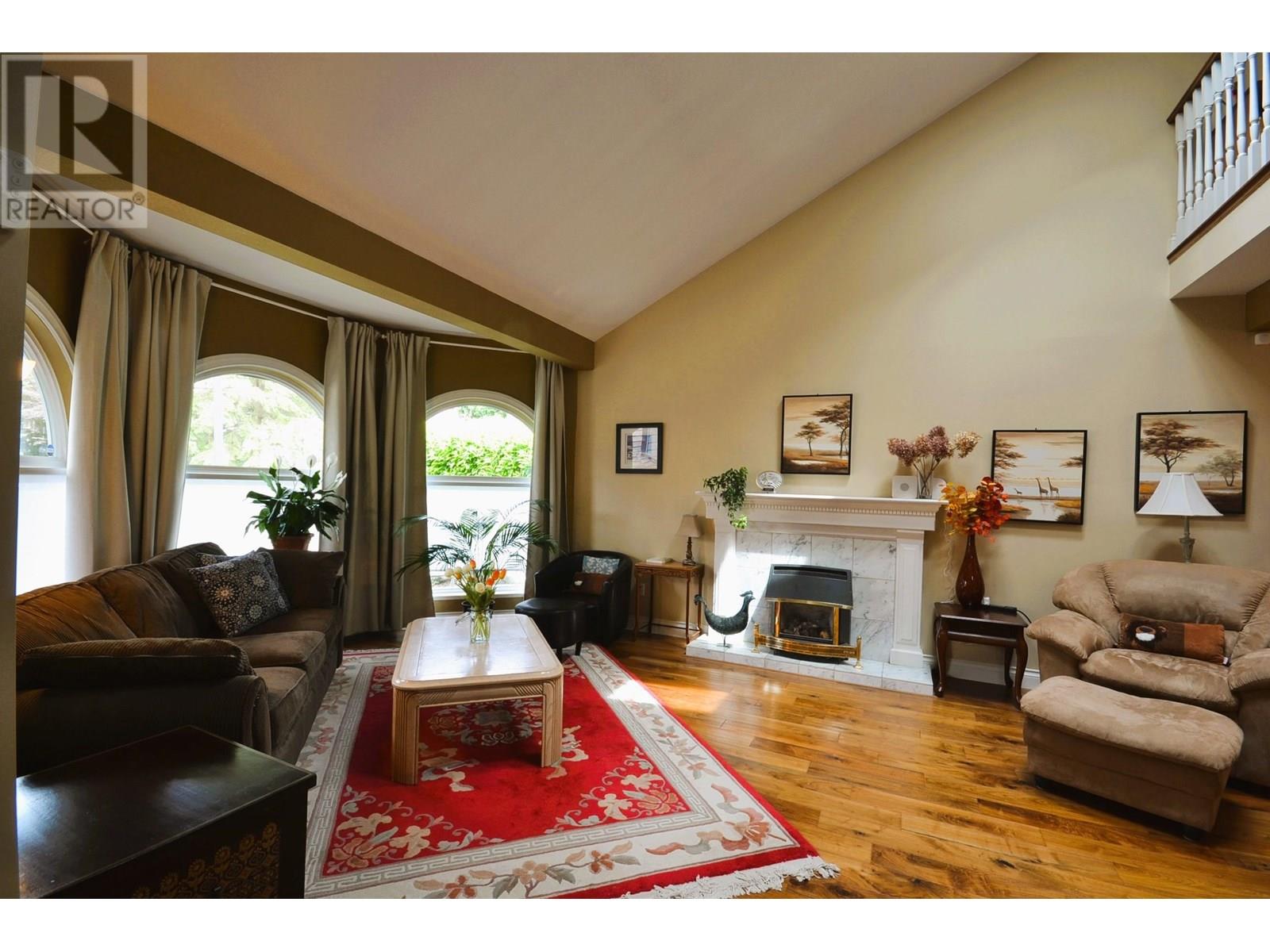 15 PARKWOOD PLACE