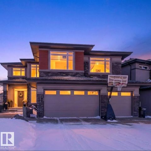 5507 CHEGWIN PT SW Edmonton AB T6W4A8