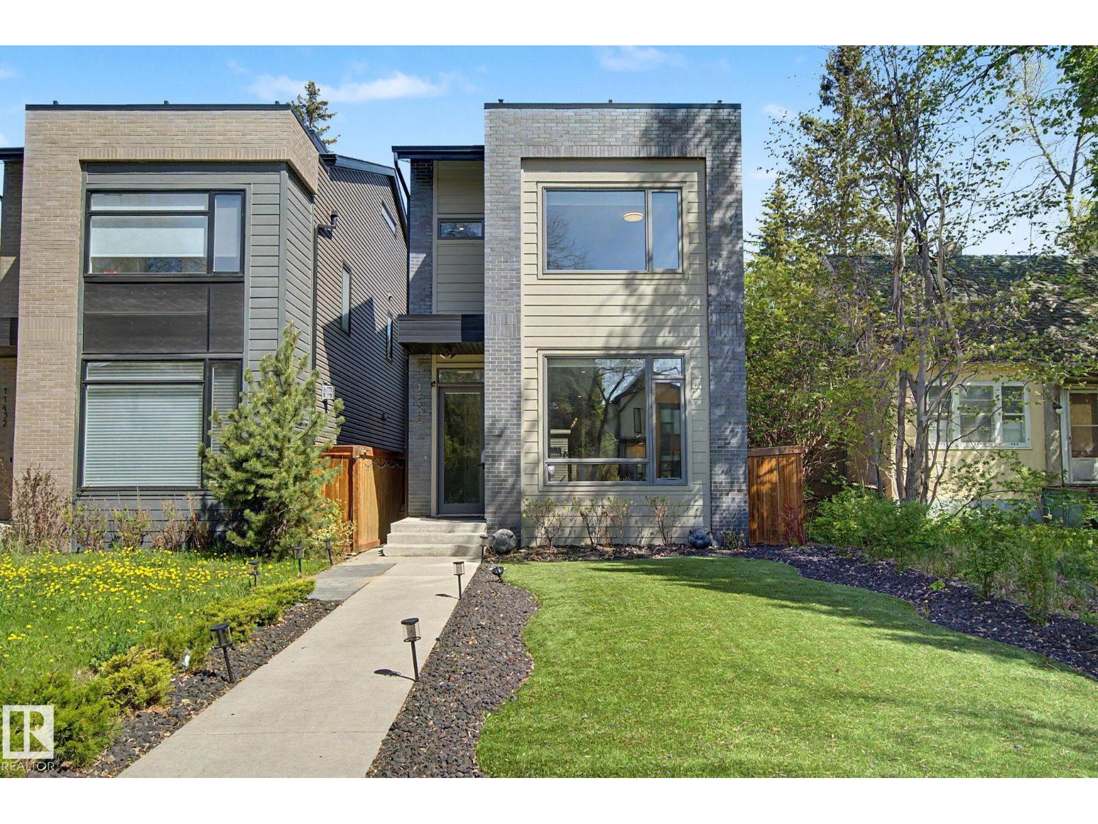 11430 75 AV NW