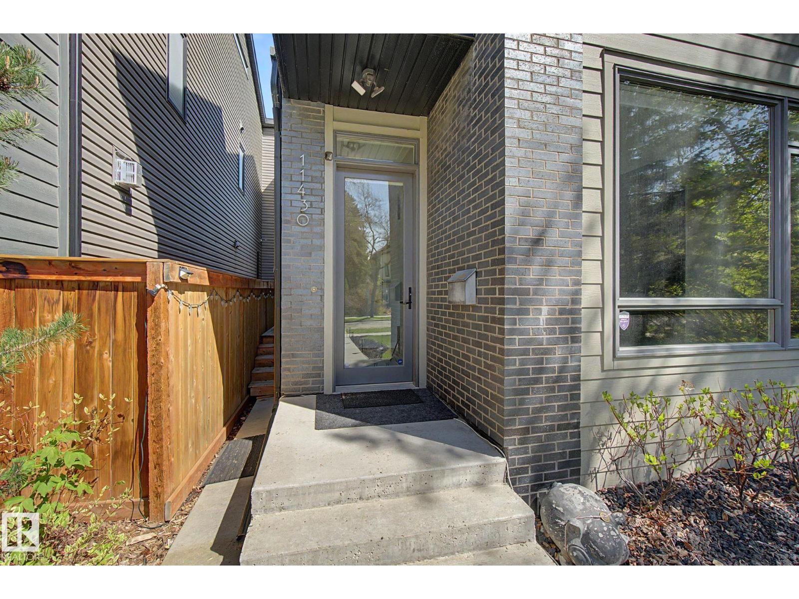 11430 75 AV NW