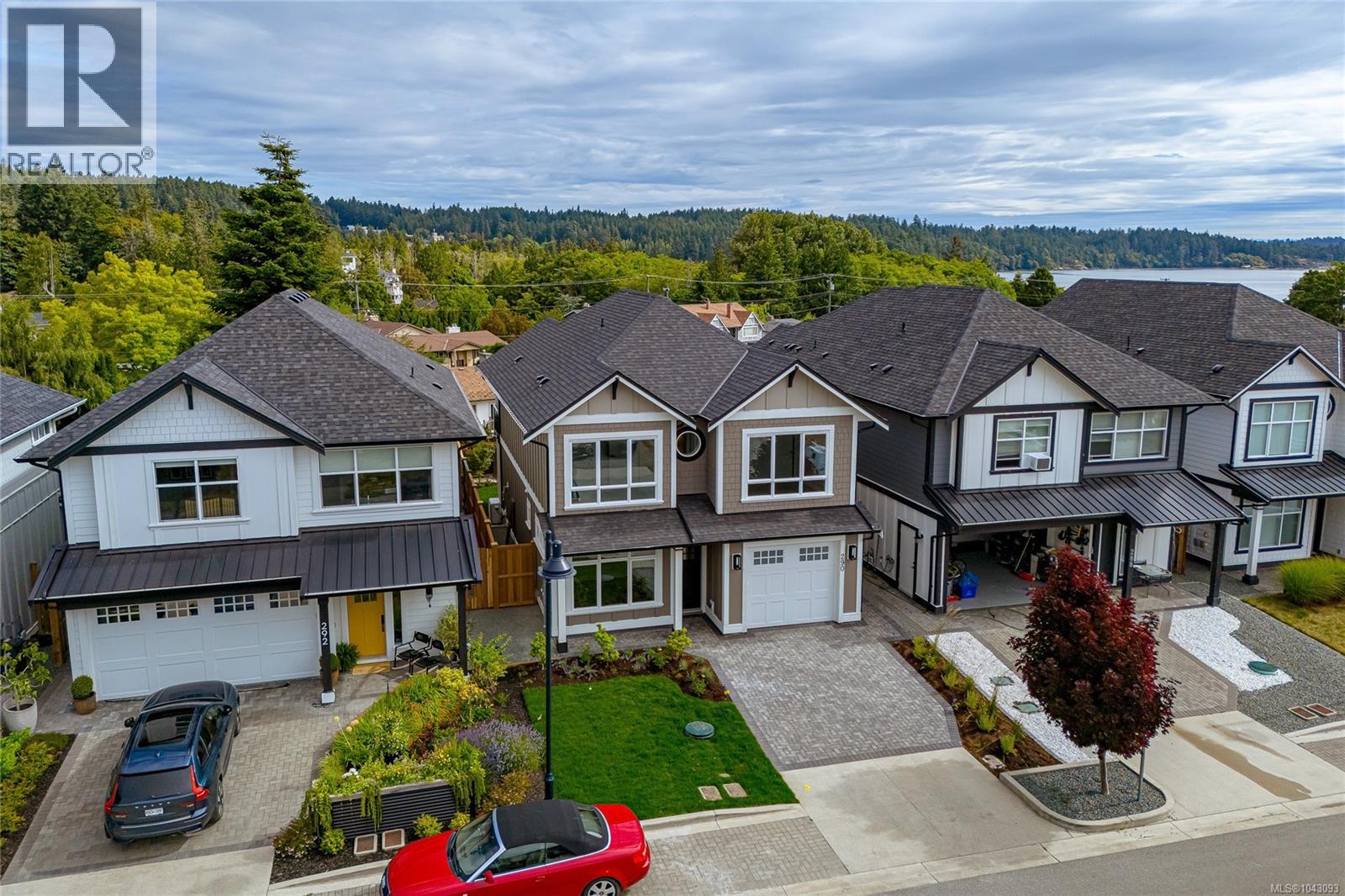 290 Seafield Rd
