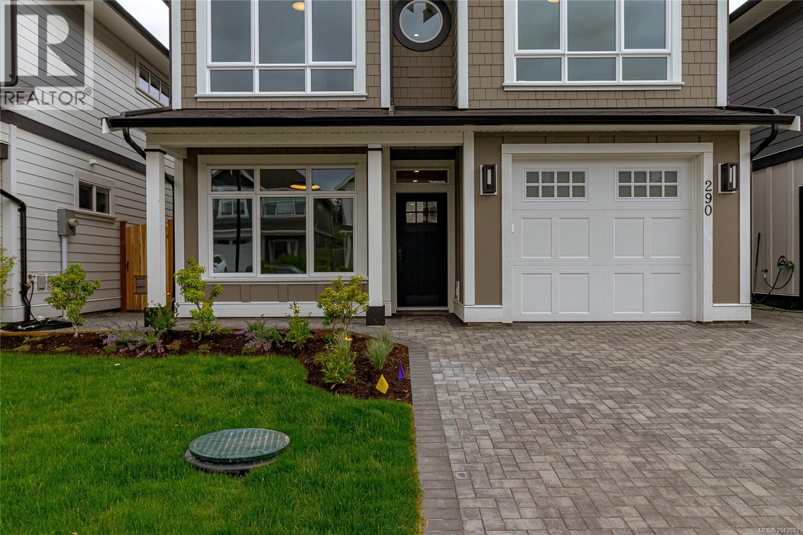 290 Seafield Rd