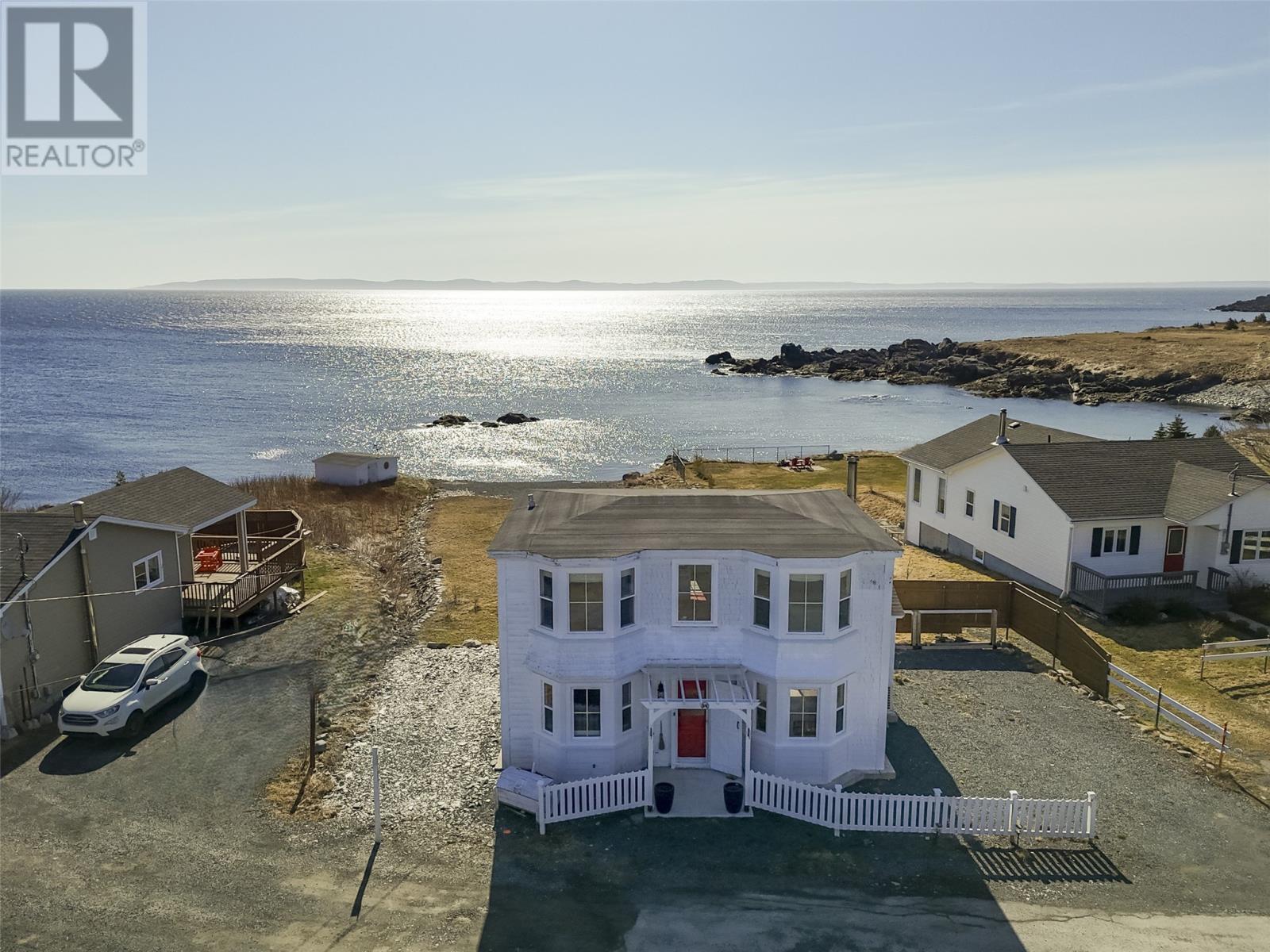 8 Burdens Road