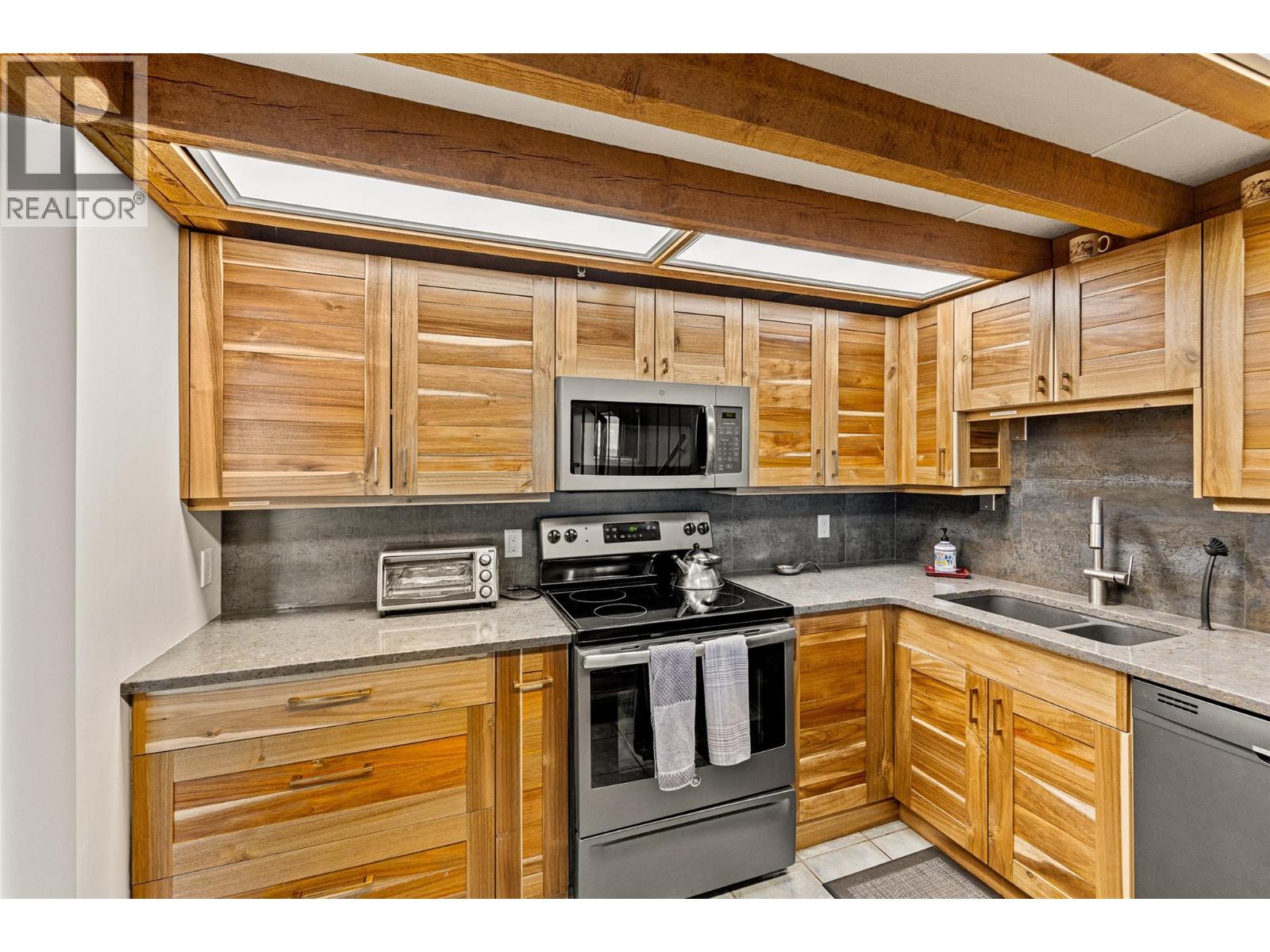 7470 Porcupine Road Unit# 610