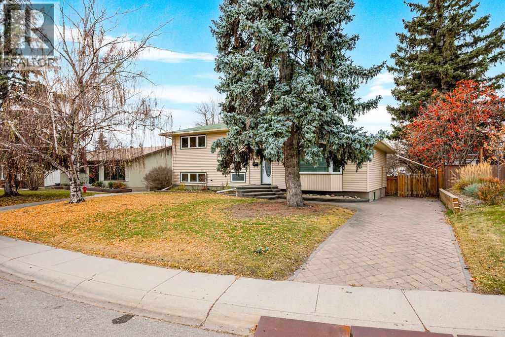 6407 Lombardy Crescent SW