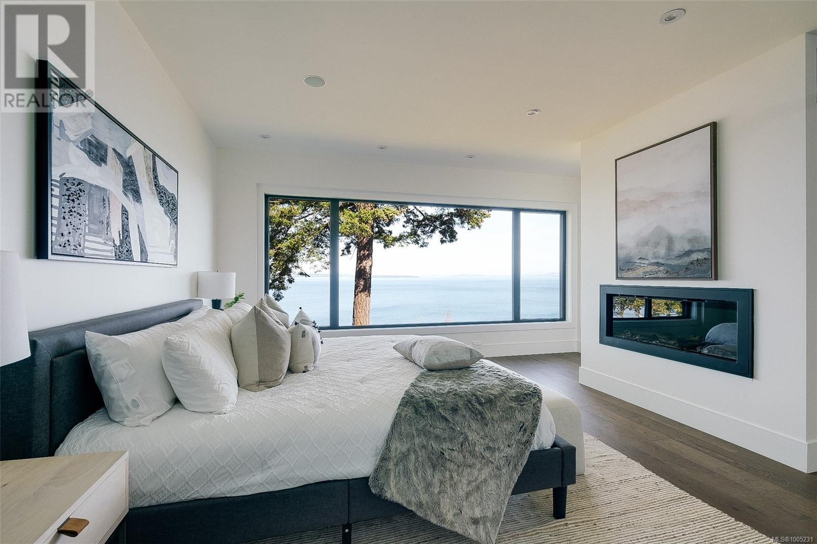 4599 Cordova Bay Rd