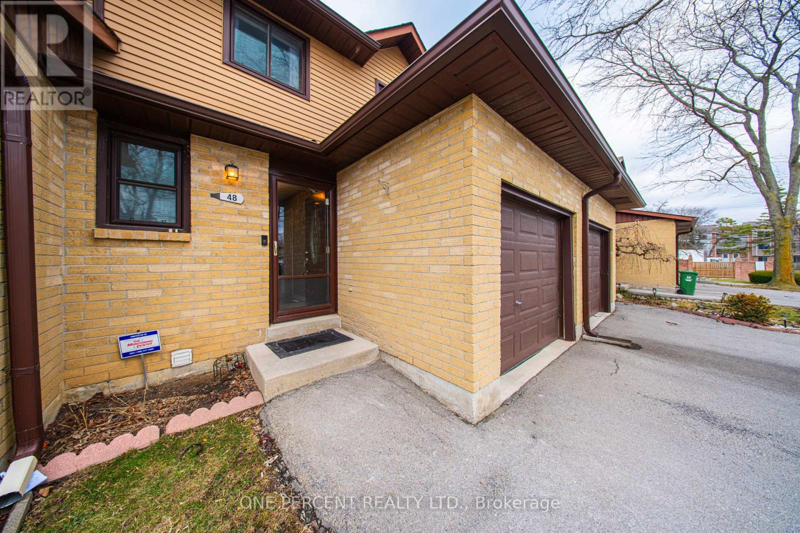 48 - 860 RYMAL ROAD E