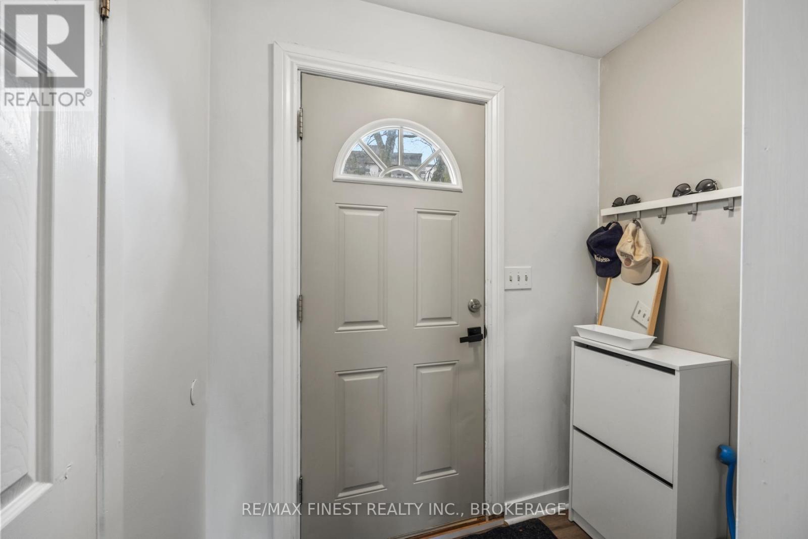 5 - 136 NOTCH HILL ROAD