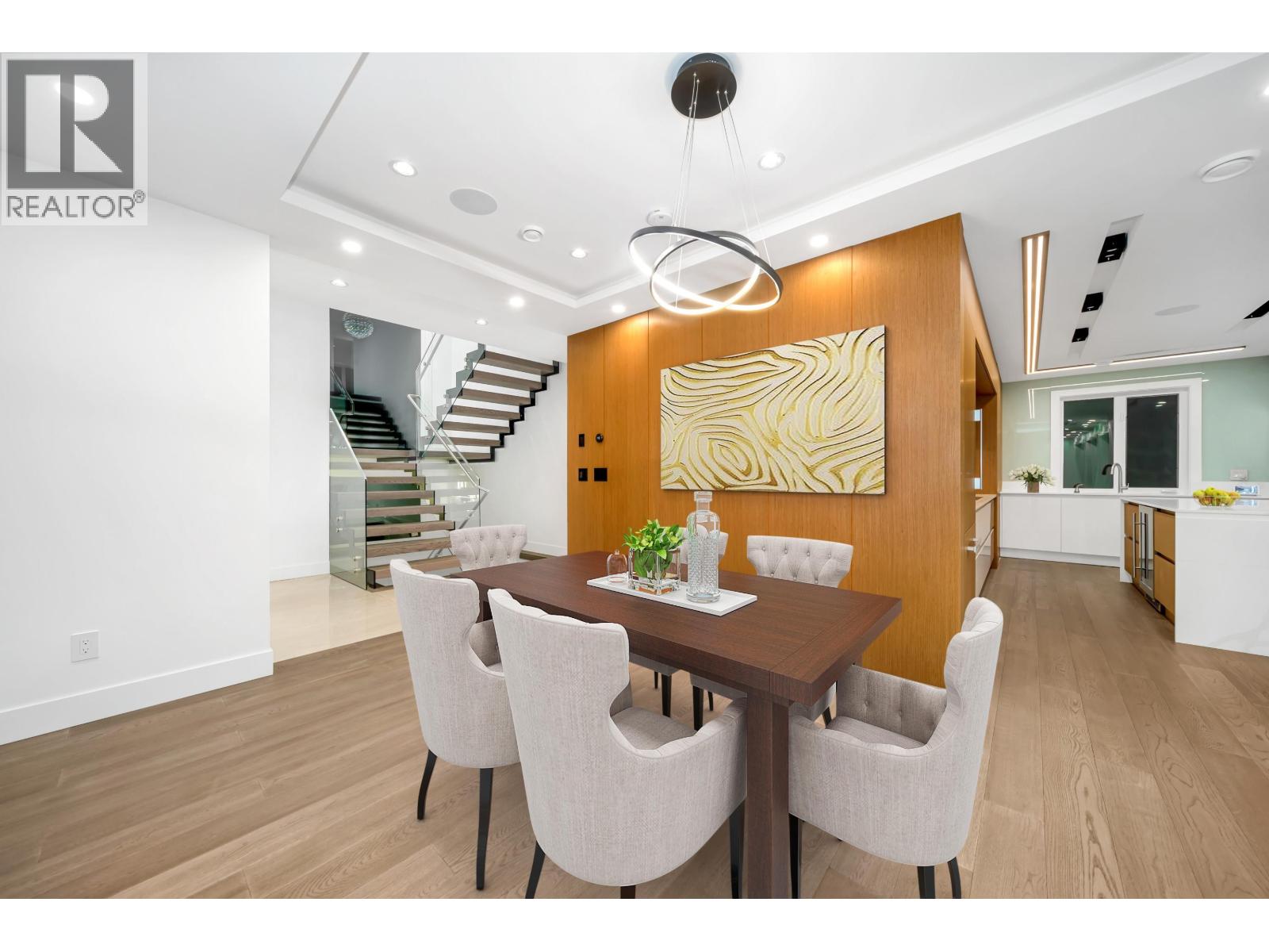 4399 HIGHLAND BOULEVARD