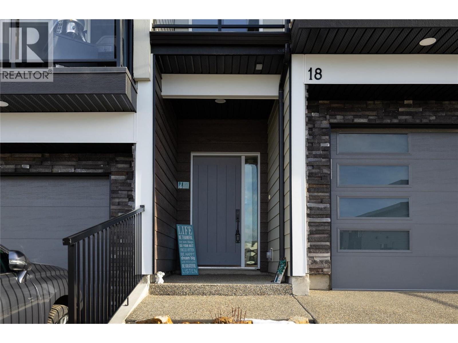 1000 Mt. Robson Place Unit# 18