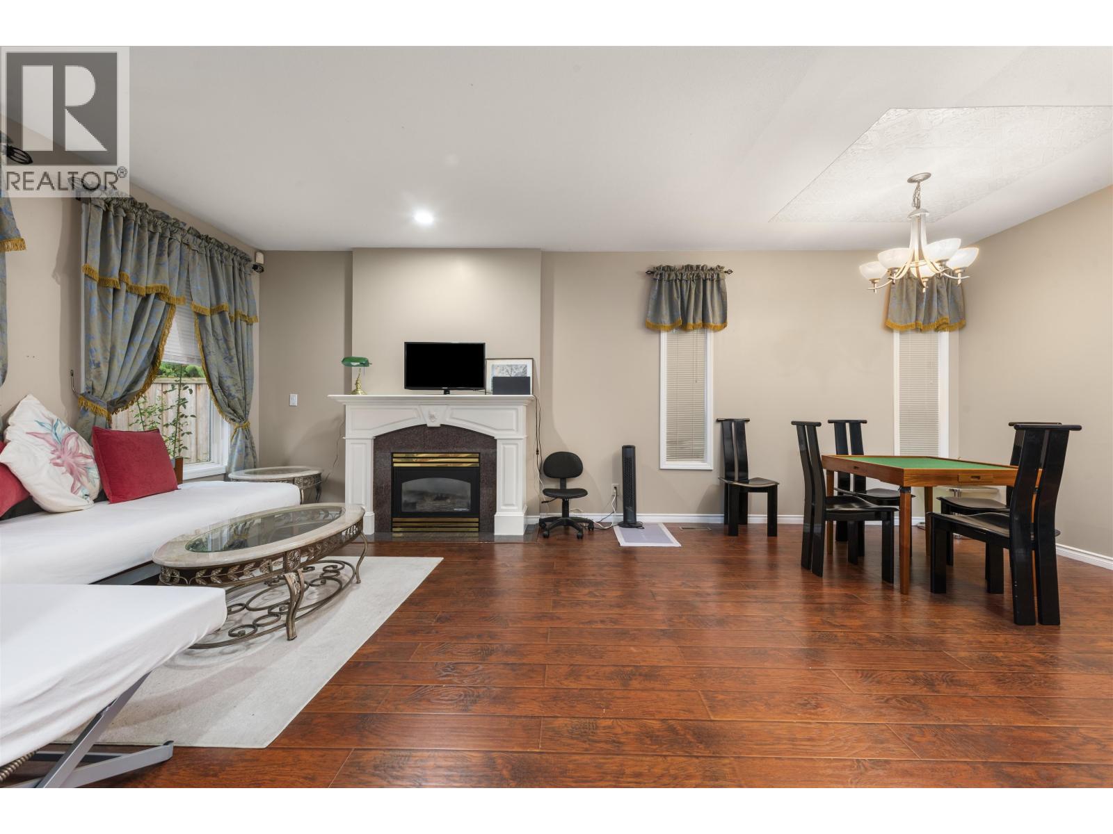 10231 CAMBIE ROAD