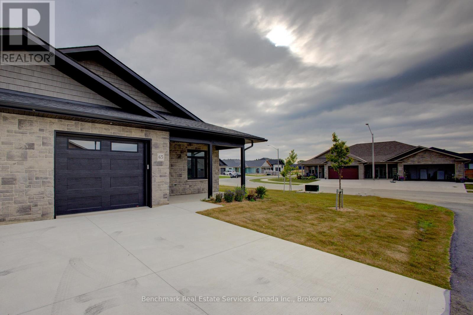 65 CAVALIER CRESCENT