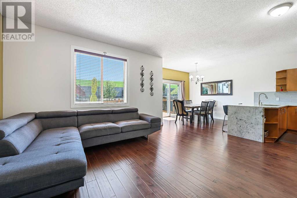288 Kincora Drive NW