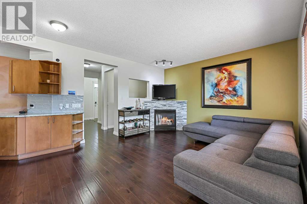 288 Kincora Drive NW