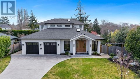 3033 Devon Rd Oak Bay BC V8R6C8