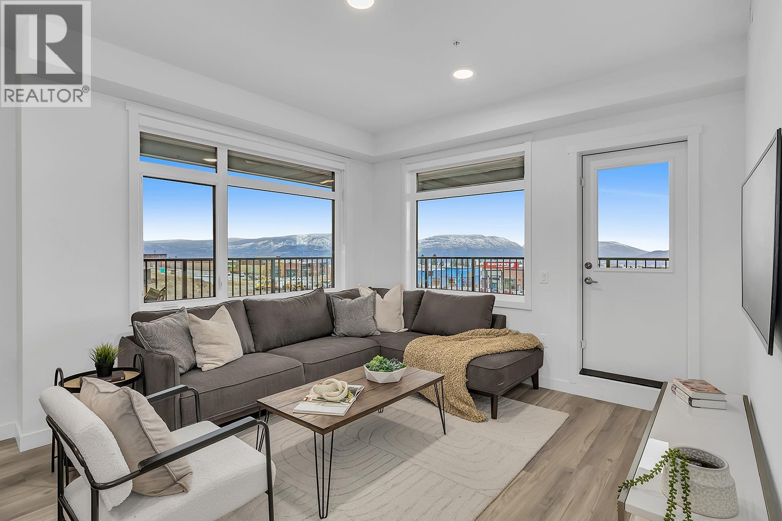 1057 Frost Road Unit# 317