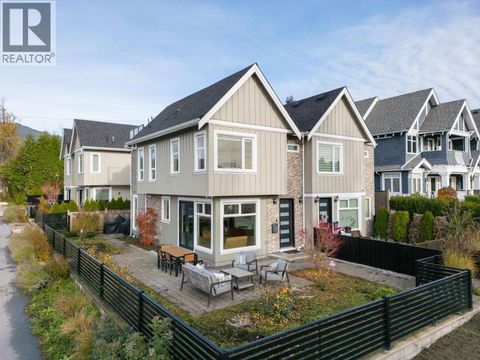 366 W KEITH ROAD North Vancouver BC V7M1M1