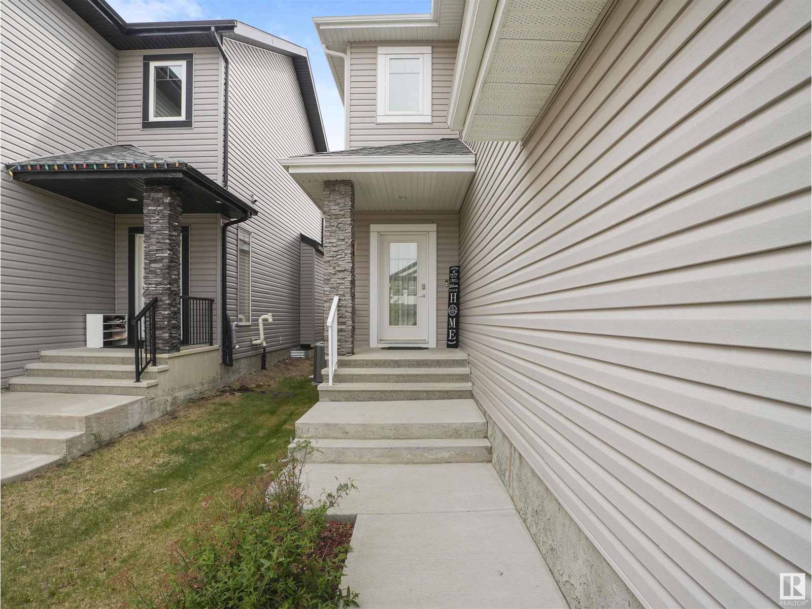 272 Fraser WY NW