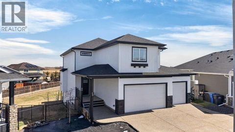 10 Bishop Circle Carstairs AB T0M0N0