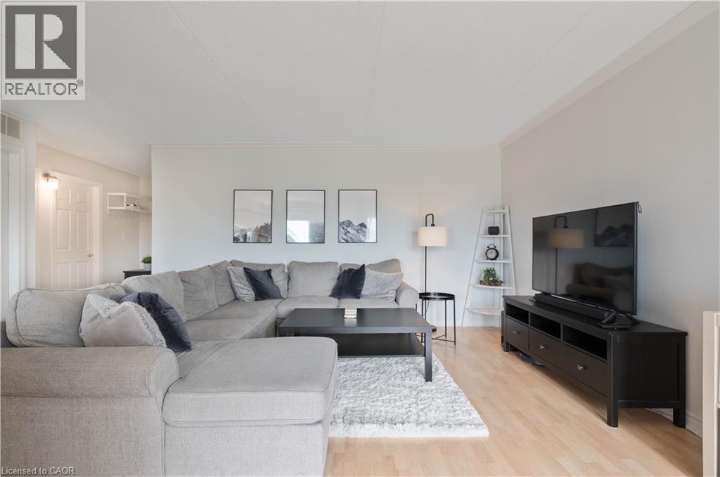 4450 FAIRVIEW Street Unit# 304