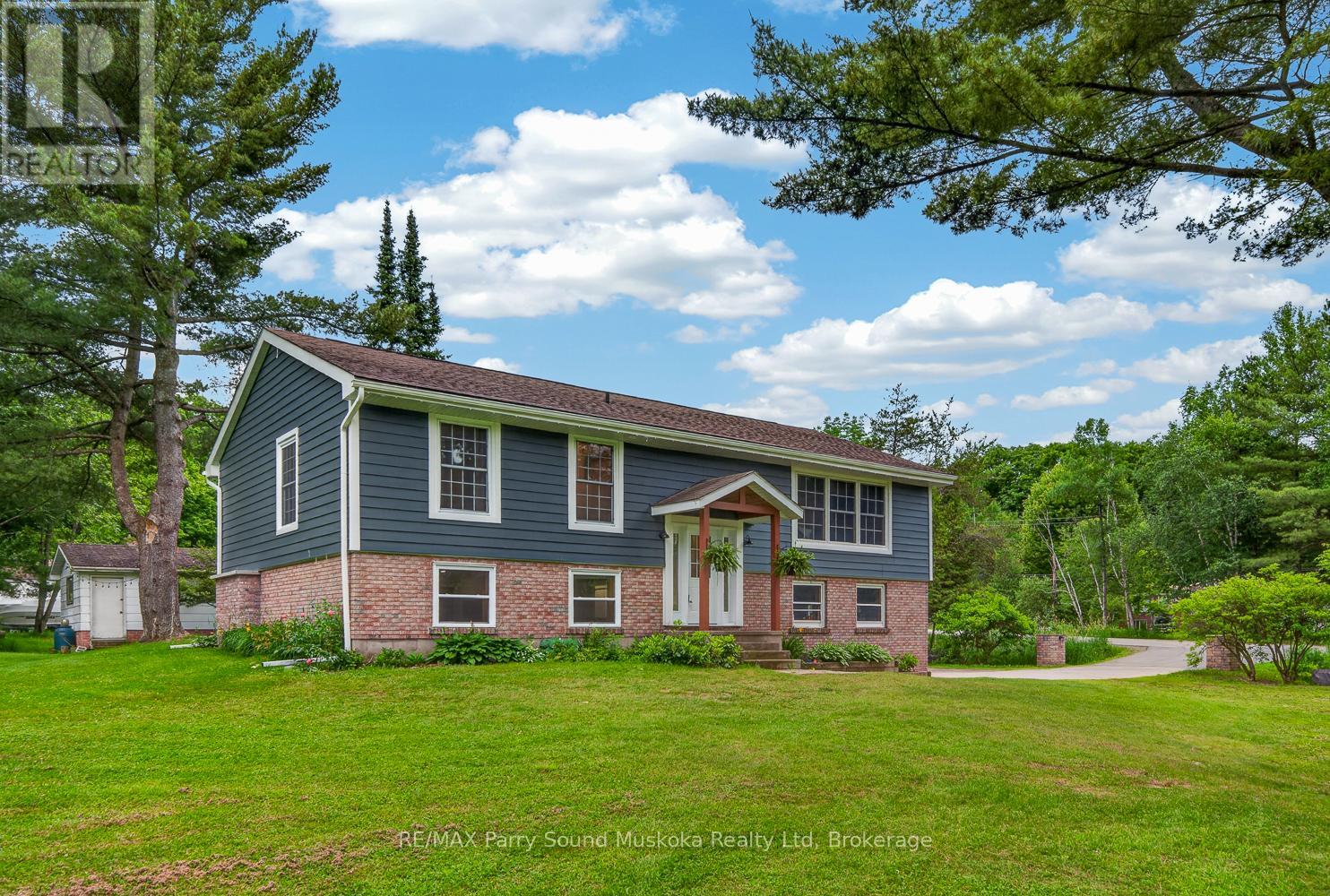 109 NORTH ROAD N