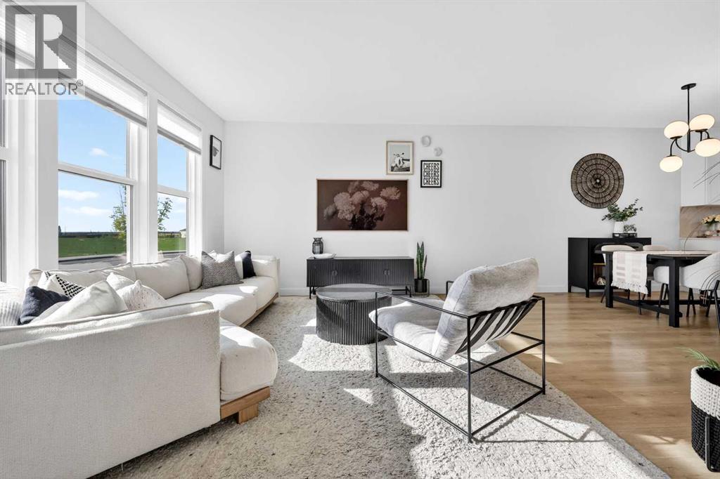 87 Heirloom Boulevard SE