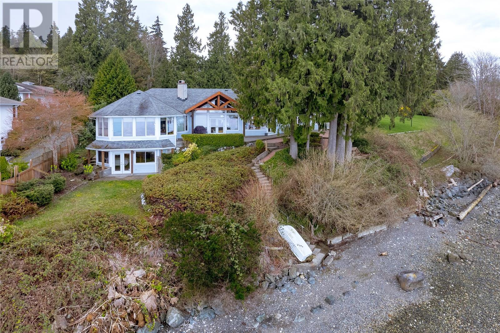 3360 Hillside Rd