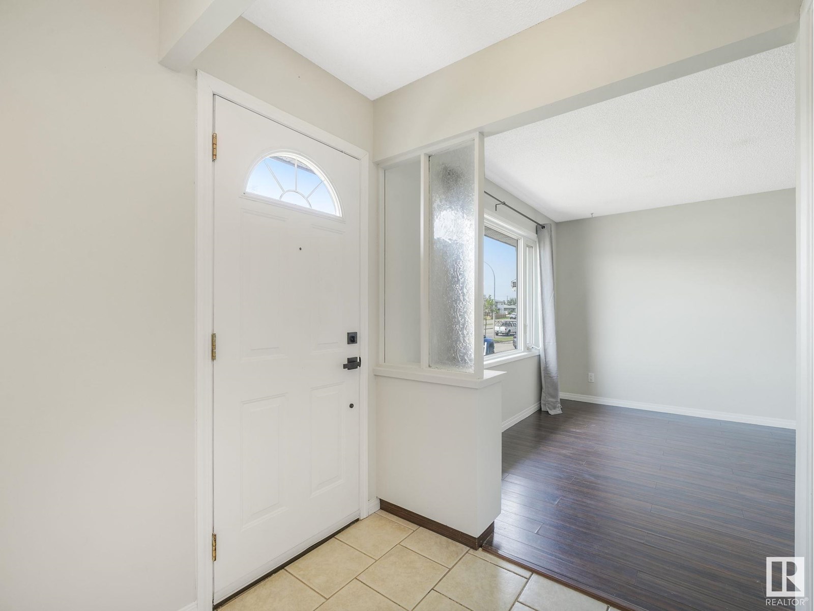 13231 82 ST NW