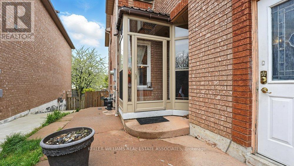 599 ASHPRIOR AVENUE