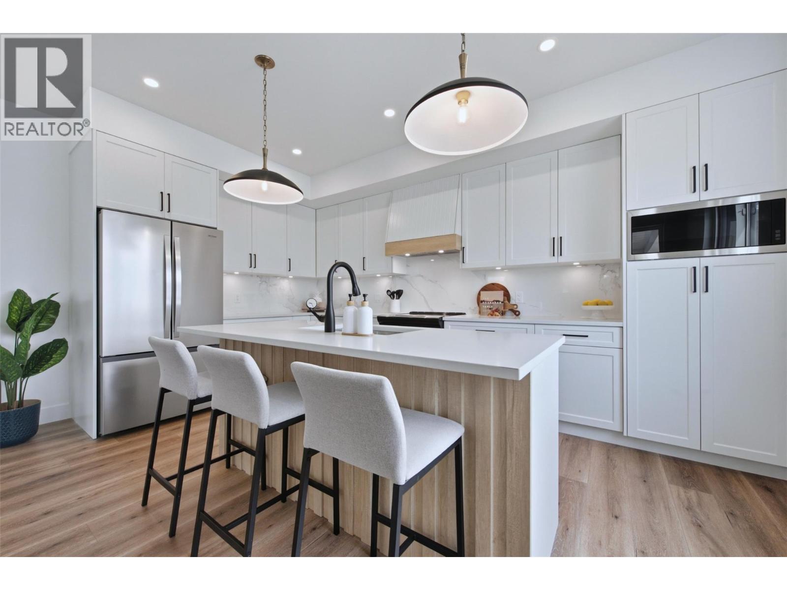 11565 Okanagan Centre Road E Unit# 8