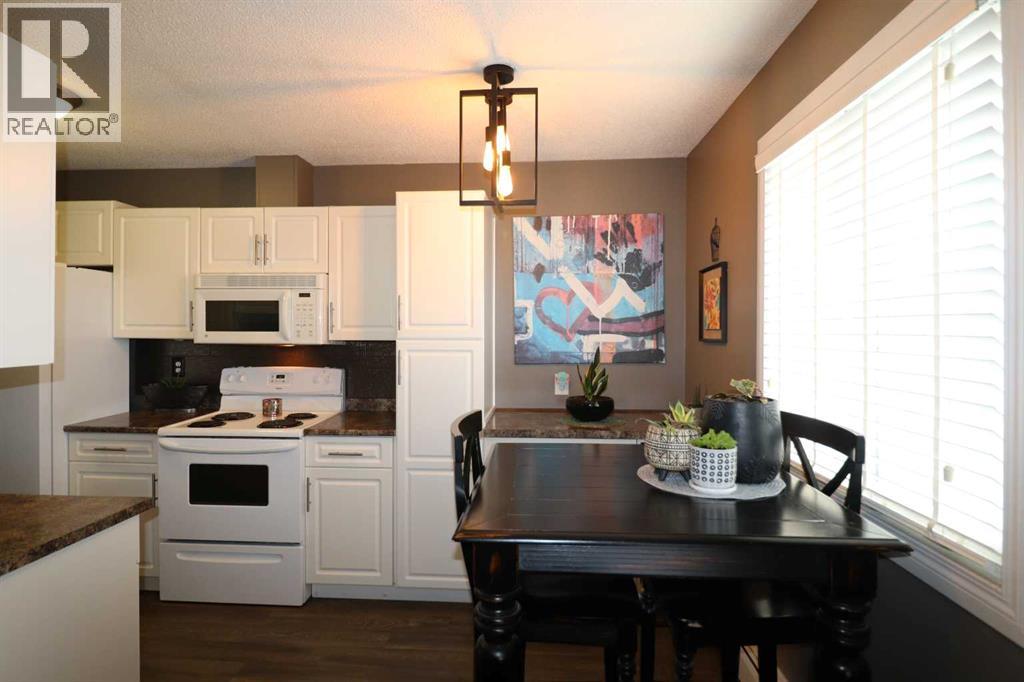 8, 1739 St Edward Boulevard N