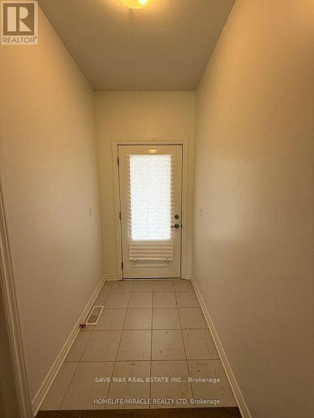120 GREENHAVEN COURT