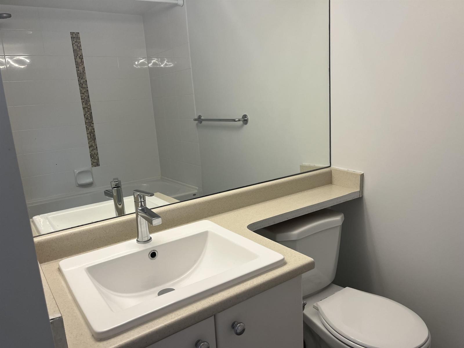 101 45567 YALE ROAD|Chilliwack Proper South