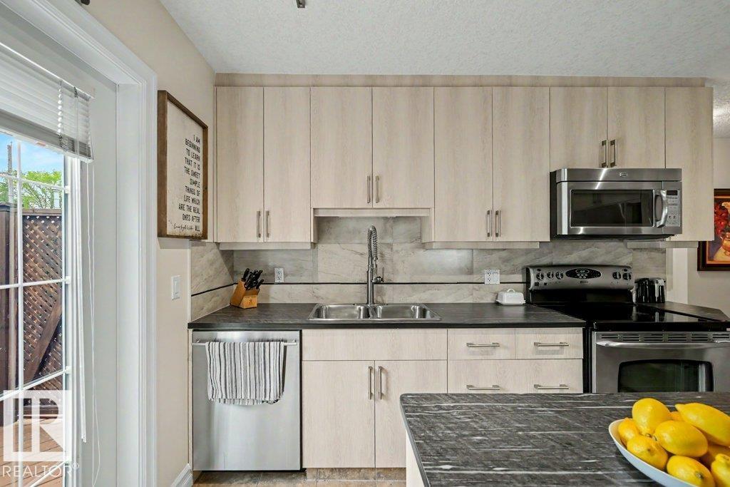11539 141 ST NW