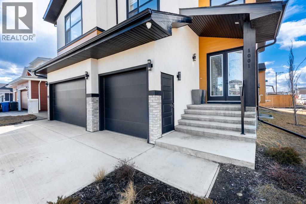 1001 Waterford Drive SE