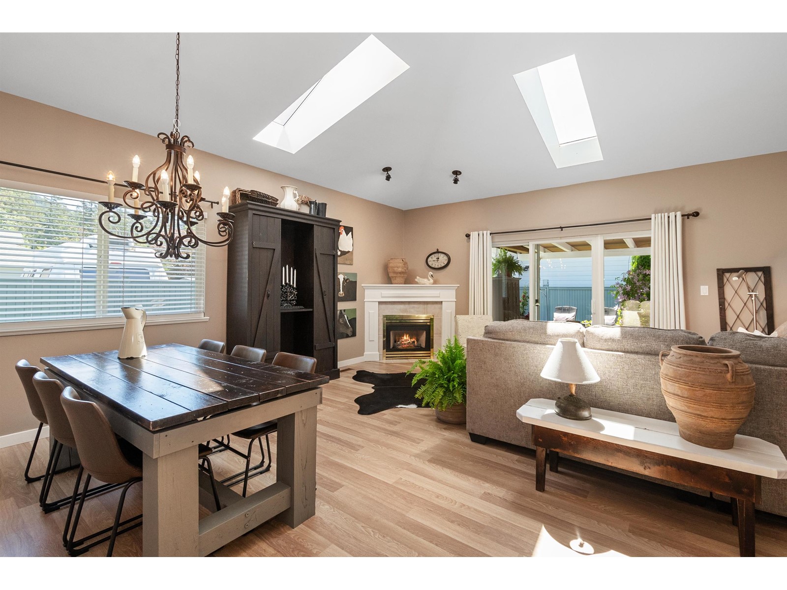 17 730 MCCOMBS DRIVE|Harrison Hot Springs