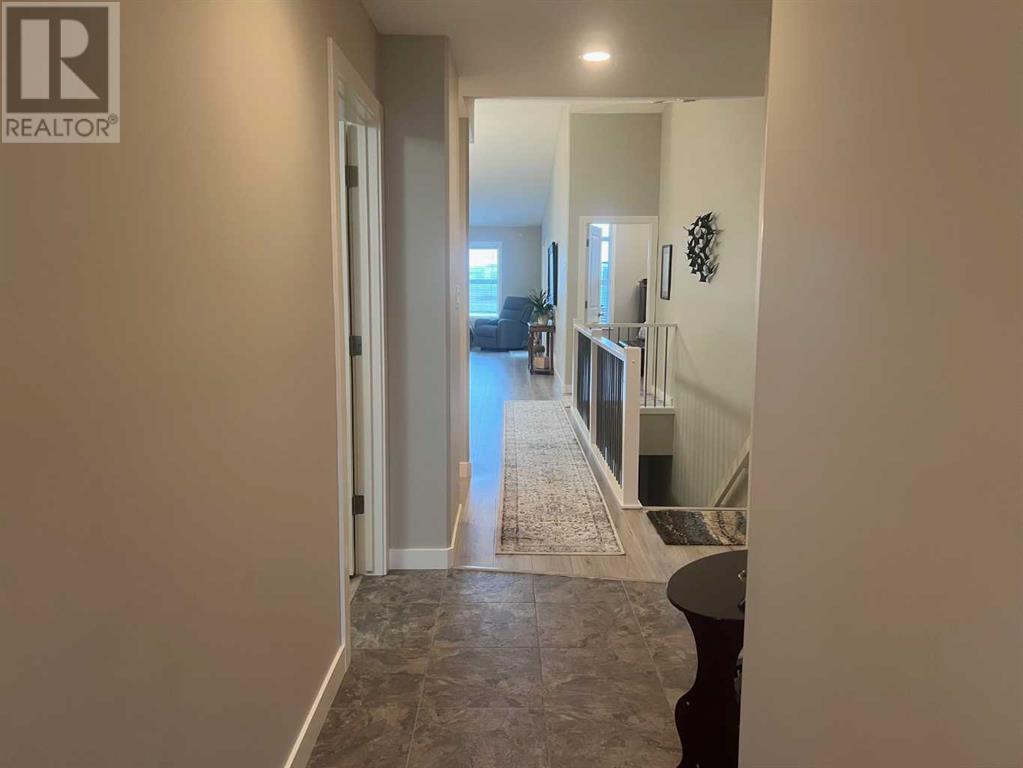 4, 53 Aquitania Circle W