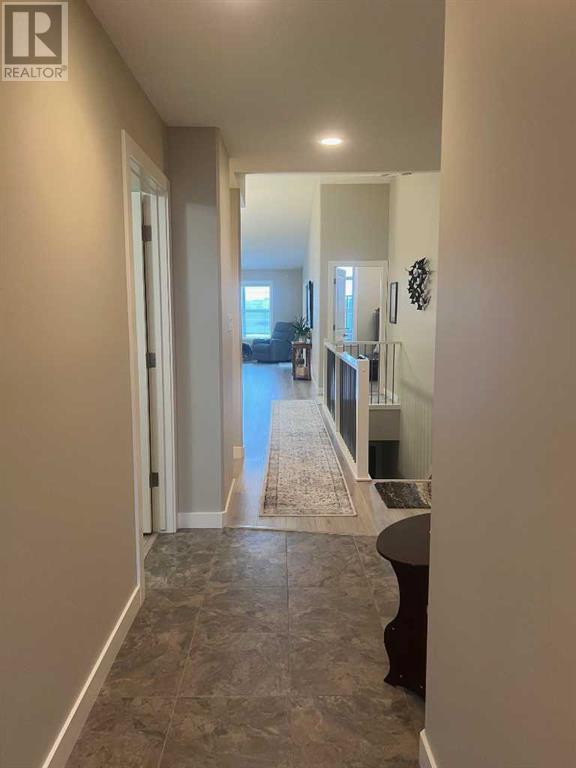 4, 53 Aquitania Circle W
